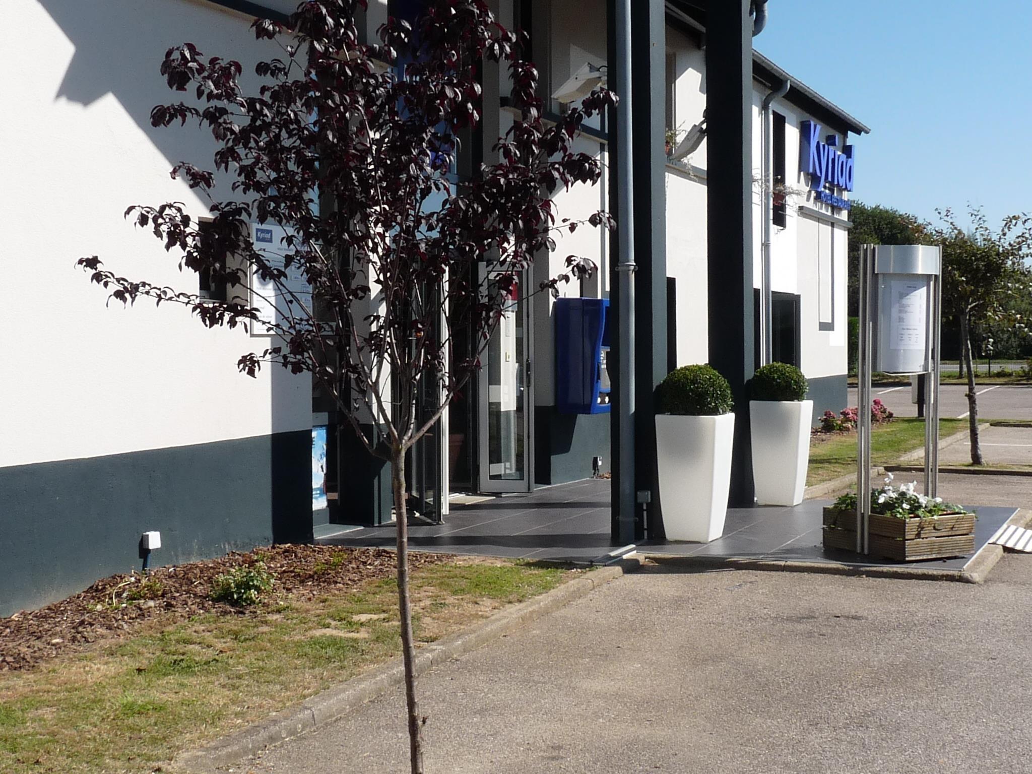 Hotel Kyriad Dieppe 锡河边的圣奥班 外观 照片