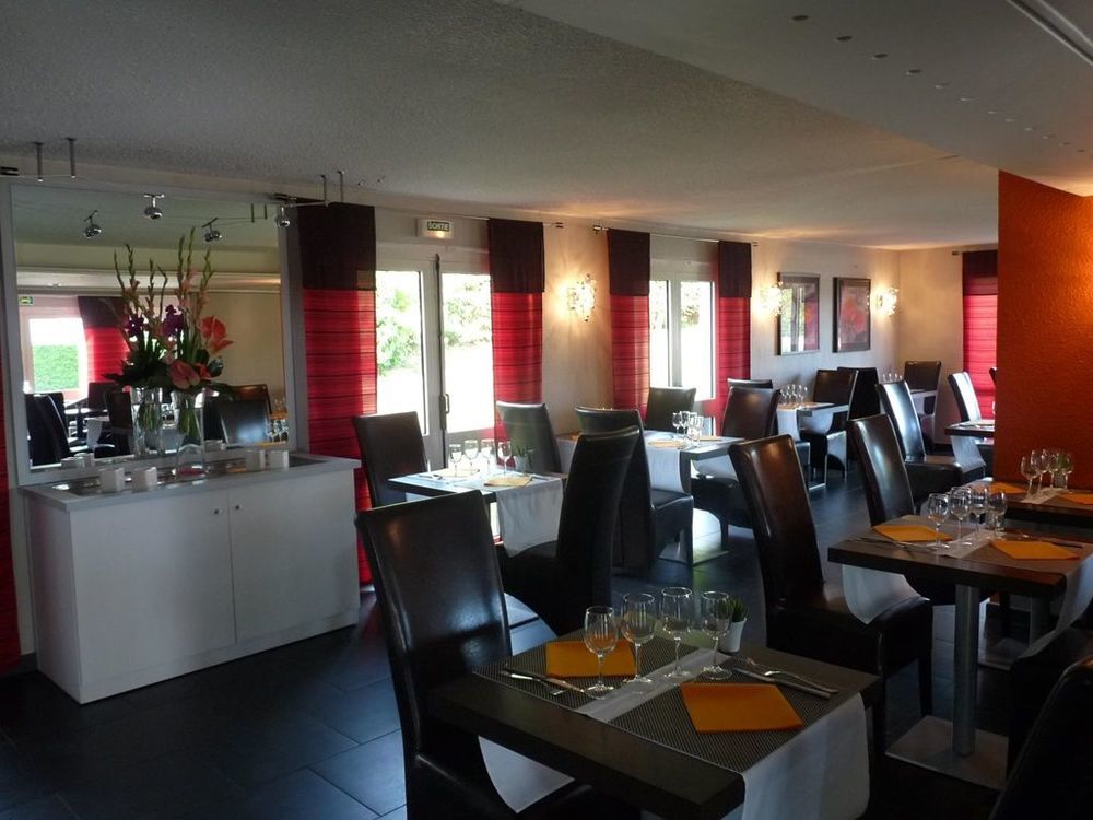 Hotel Kyriad Dieppe 锡河边的圣奥班 餐厅 照片