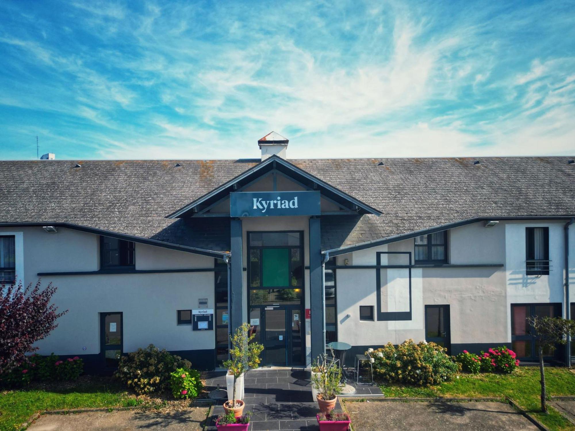 Hotel Kyriad Dieppe 锡河边的圣奥班 外观 照片