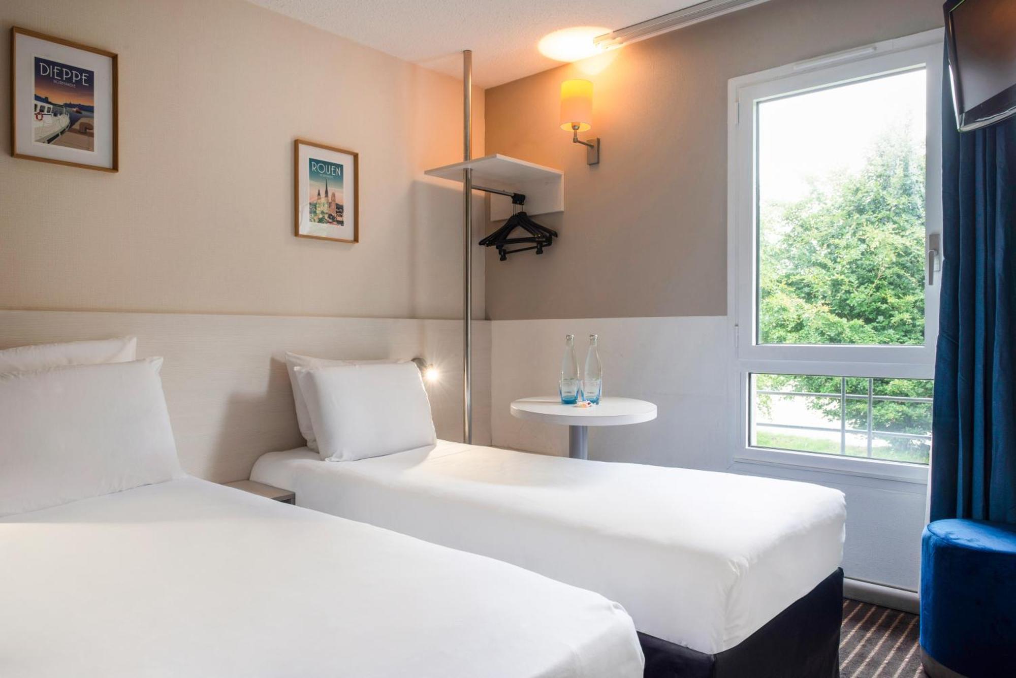 Hotel Kyriad Dieppe 锡河边的圣奥班 外观 照片